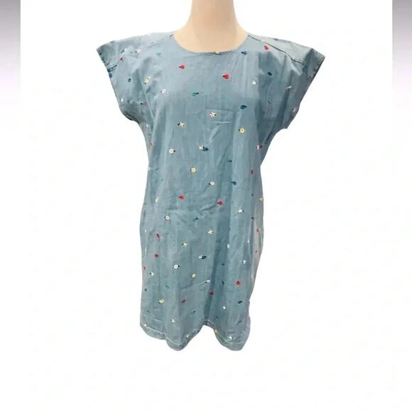 Hanna Andersson Embroidered Chambray Dress Relaxed Fit Denim Blue size L NWT - Picture 5 of 5